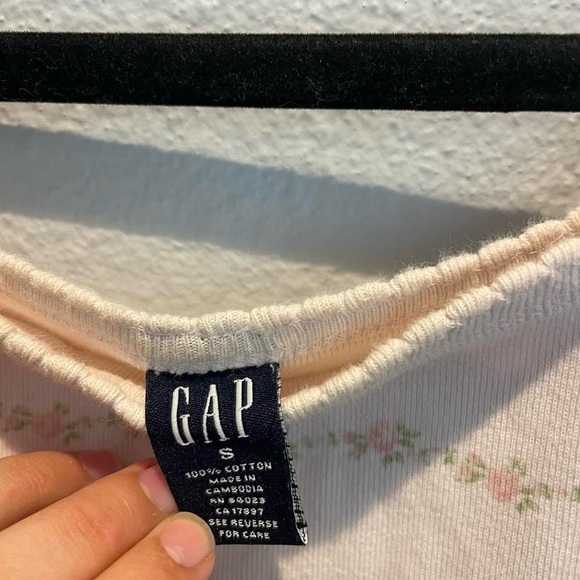 Vintage GAP Tank Top - Picture 3 of 4